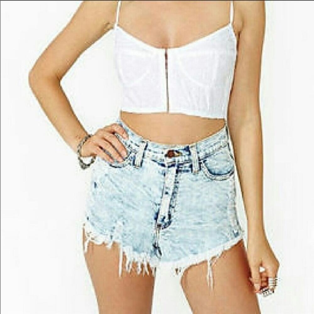 NWT! Vibrant M.I.U. Casual Shorts Women's White/Light Blue SIZE-15
